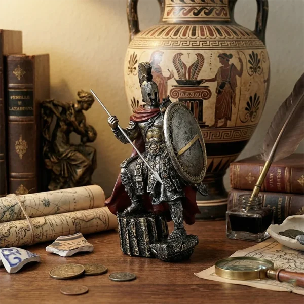 Statue de guerrier spartiate à l’épée