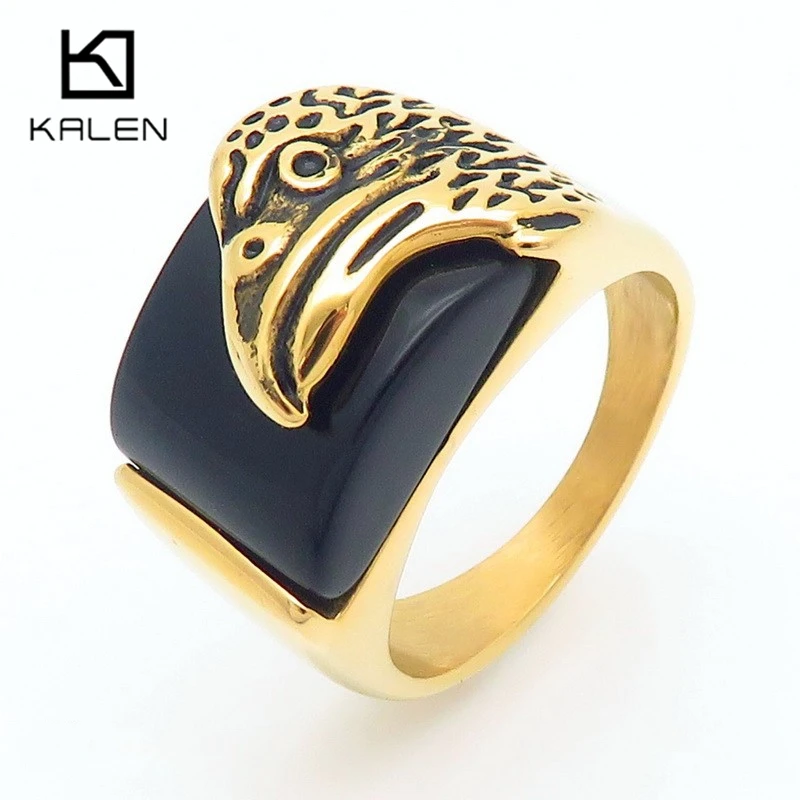 Bague Gorgone dorée — relief mythologique — vue 2